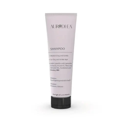 Flacon de shampoing nourrissant pour gagner en volume de la marque Misslath Beauty, avec bouteille et étiquette visibles