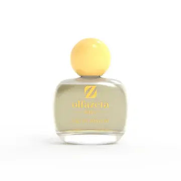 Parfum pour bébé Essencelle by Chogan, parfum doux et apaisant pour bébés de 0 à 2 ans, flacon élégant.