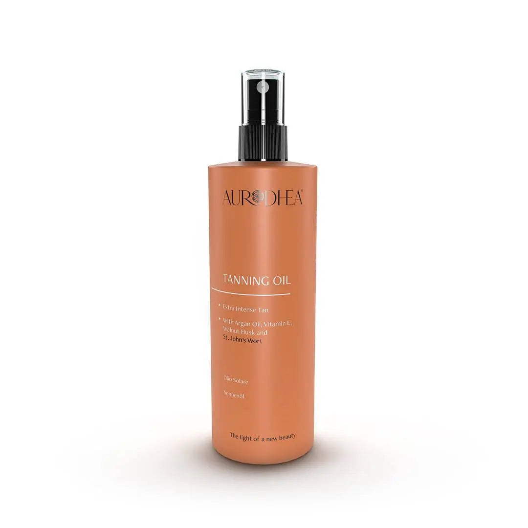 Huile solaire anti-UV Essencelle by Chogan, bouteille avec étiquette, protection solaire, texture huile légère et transparente.