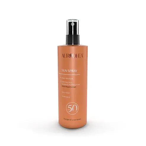 Spray solaire SPF 50 Essencelle by Chogan, flacon de 150 ml, application facile, protection solaire élevée contre les UV.